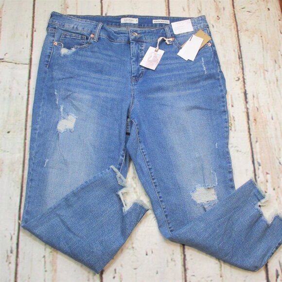 Jessica Simpson Plus Spotlight High Rise Slim Straight Jeans - Picture 4 of 9